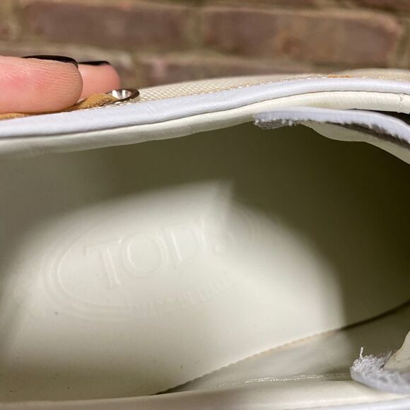 Tod’s White & Cream Leather Sneaker Size 7 - Picture 9 of 11